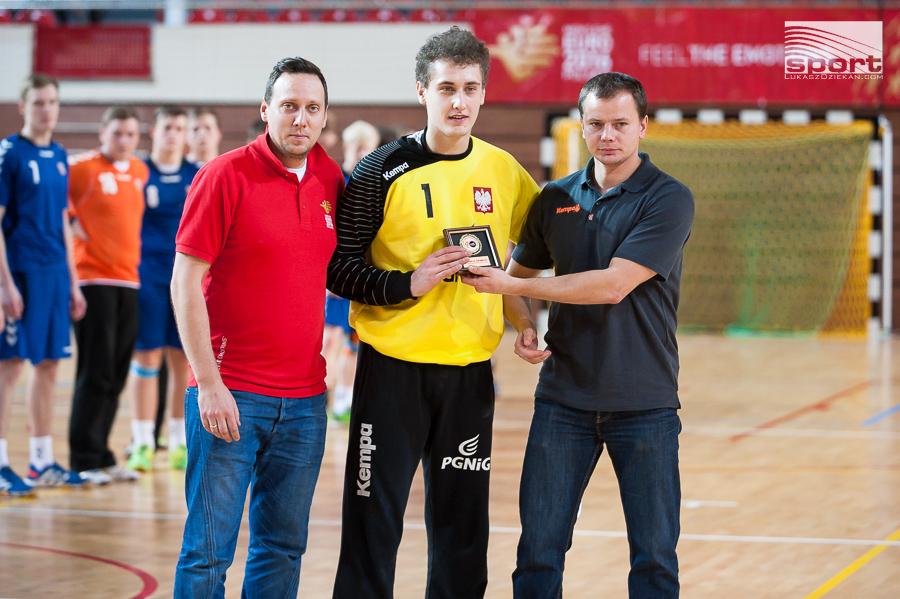 Turniej Kwalifikacyjny do Młodzieżowych Mistrzostw Świata w Piłce Ręcznej Mężczyzn , 2015 Men's World Championships U21 Qualification Tournament , mecz Polska - Czechy 24:21 (12:11)