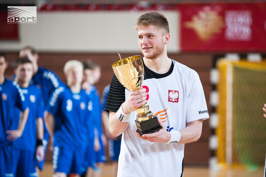 Turniej Kwalifikacyjny do Młodzieżowych Mistrzostw Świata w Piłce Ręcznej Mężczyzn , 2015 Men's World Championships U21 Qualification Tournament , mecz Polska - Czechy 24:21 (12:11)